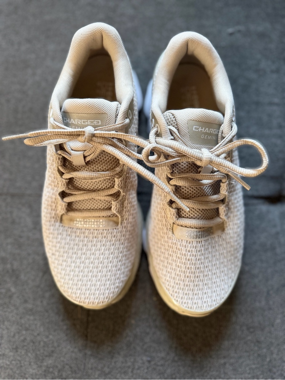 Under Armour Girl’s Charged Gemini Shoes - Light Beige